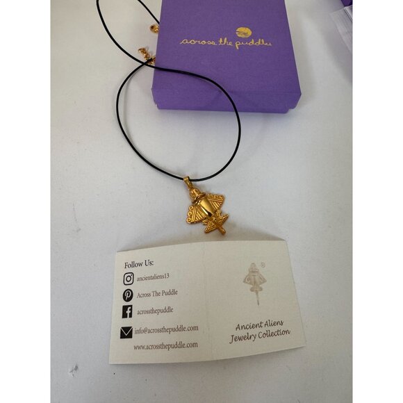 24K Gold Plated Quimbaya Tolima Pendant Necklace On Black Cord - Picture 10 of 11